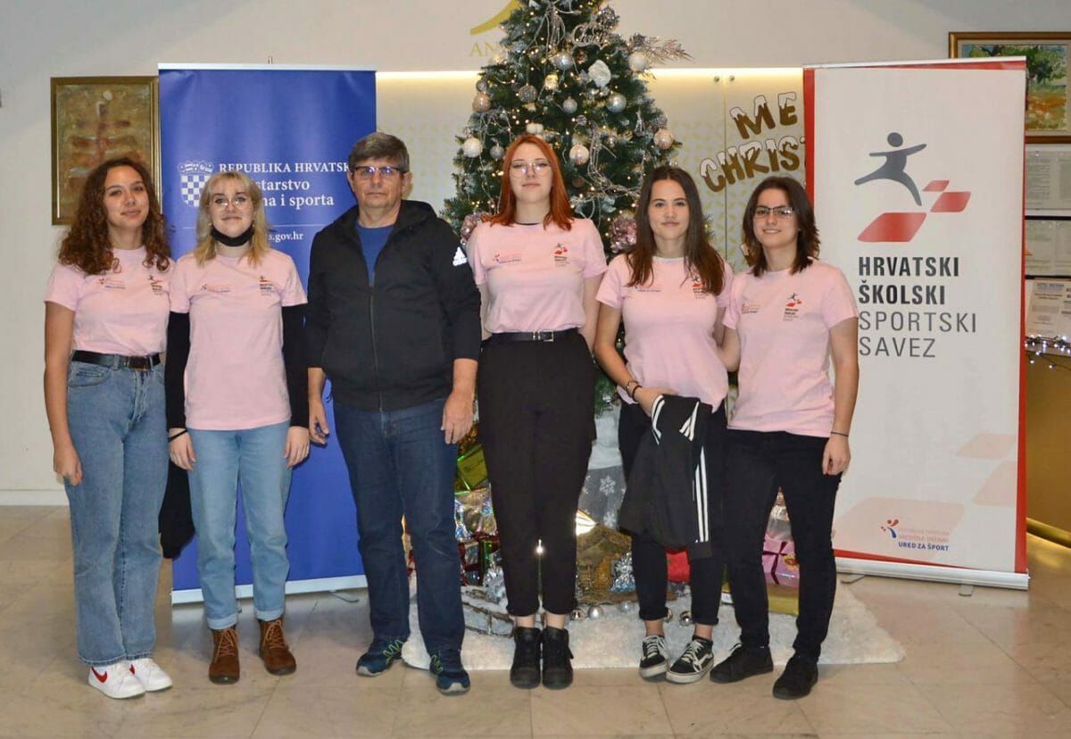 Šahisti čakovečke Gimnazije nastupali u Segetu Donjem