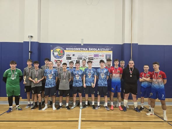U17: Slogi zlato i srebro